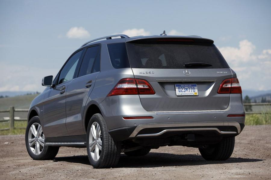  Mercedes-Benz ML350 BlueTEC 4Matic 2012 года  (фото 42 из 43)